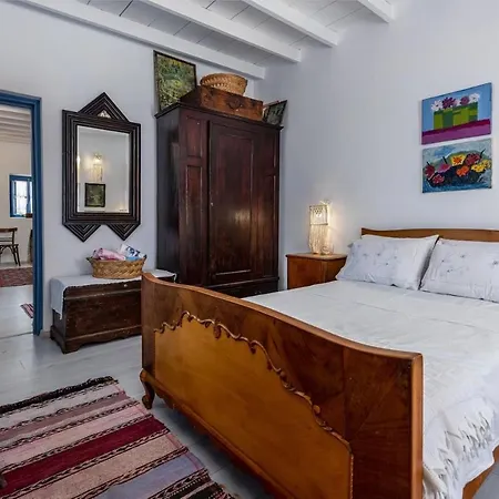 The Aegean Blue Old Milos * Lagoudi Zia