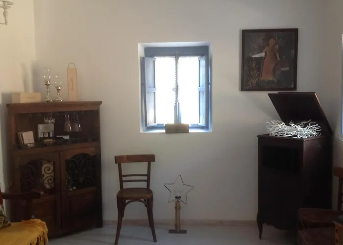 The Aegean Blue Old Milos Villa *